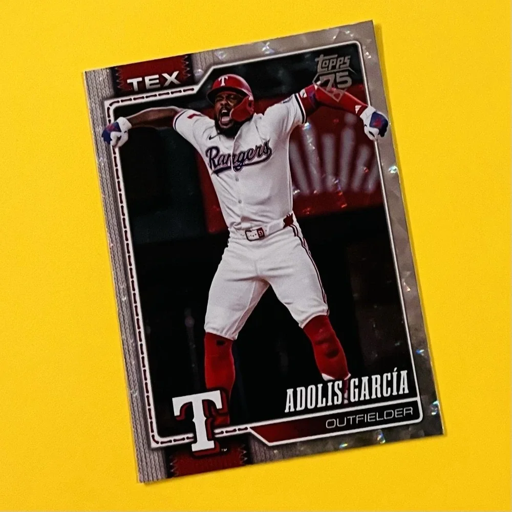 2026 Topps Series 1 Adolis García #318‎ Silver Crackle Foil Texas Rangers